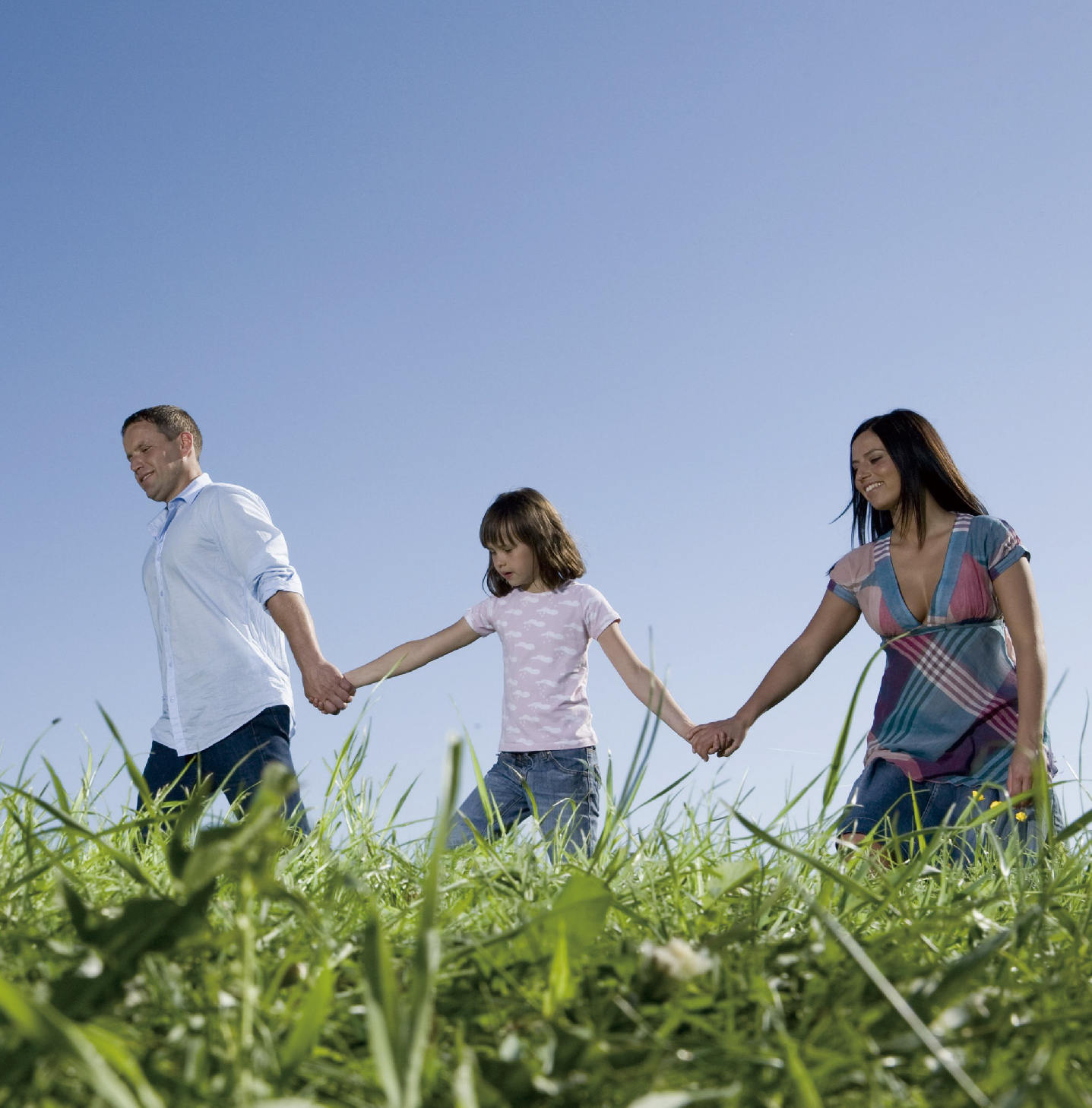 企业使命<br/>为千家万户带来健康、舒适、超值、时尚的家居。